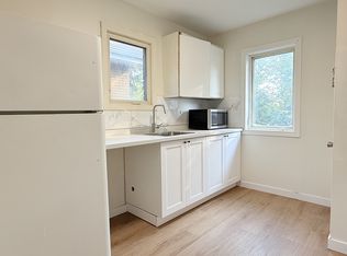 964 Curry Ave, Windsor, ON N9B2C5