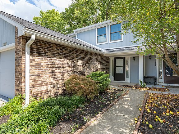 3rd image of 9487 Sandpiper Dr