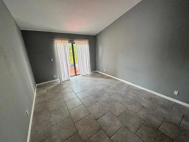 5202 Nutmeg Dr — Photo 26