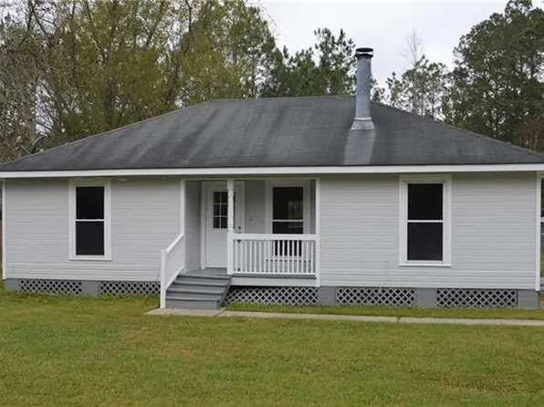 26315 Sunrise Lake Dr, Lacombe, LA 70445