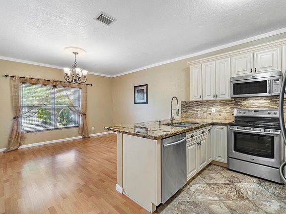 Home For Sale In Addison Court