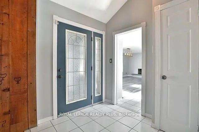 48 Birkbank Dr — Photo 2