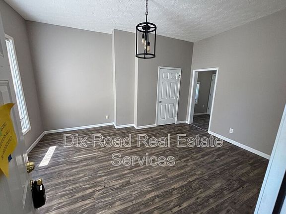 5th image of 502 Ross Ave APT 3