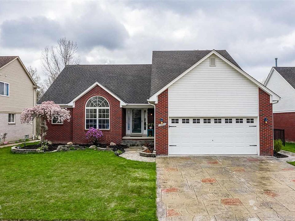 21222 Clear Creek Blvd, Clinton Township, MI 48036 Zillow