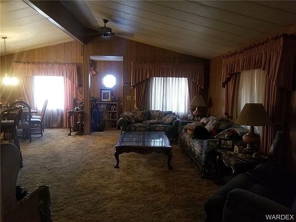 3rd image of 1072 Rosebud Dr