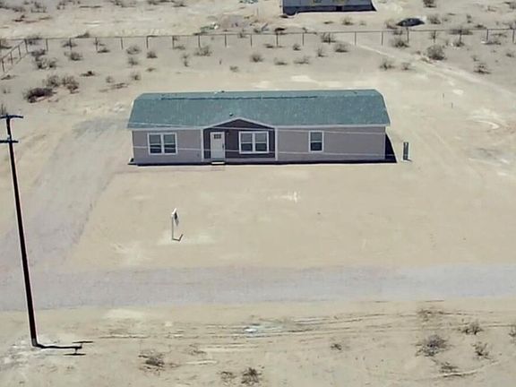 3rd image of 1124 N 384TH Avenue