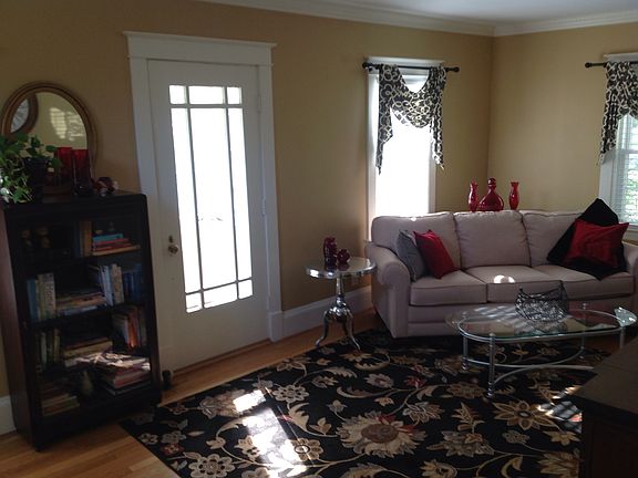 4th image of 25 Shawmut Ave