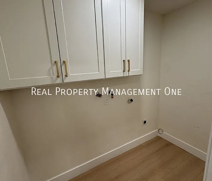 3818 Harbor St — Photo 10