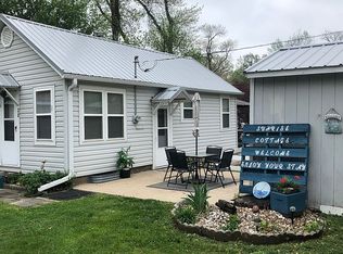 28 Sunrise Rd, Arnolds Park, IA 51331