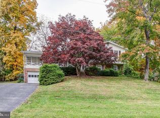 2112 Edgewater Pkwy, Silver Spring, MD 20903