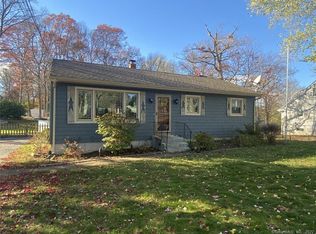 19 Idaho St, Oakdale, CT 06370