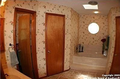 2nd image of 1403 Vista Del Monte
