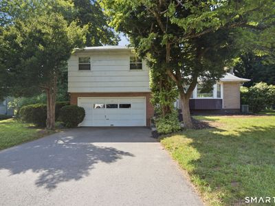 65 Huntington Drive, West Hartford, CT, 06117