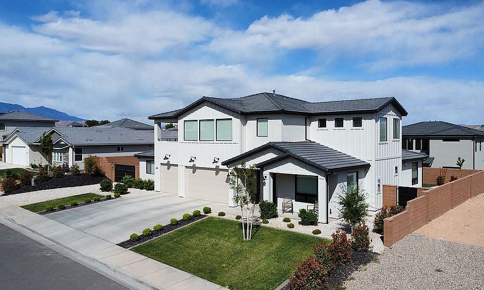 1st image of 1051 S High Mesa Cir