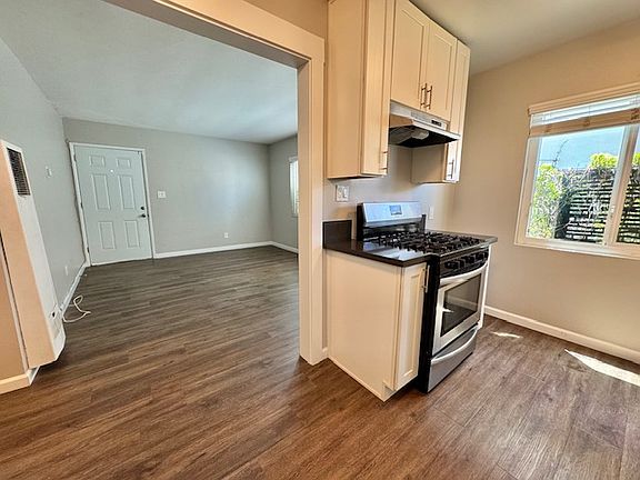4th image of 3579 1/2 3rd Ave