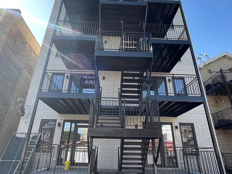 721 N Elizabeth St #3 — Photo 24