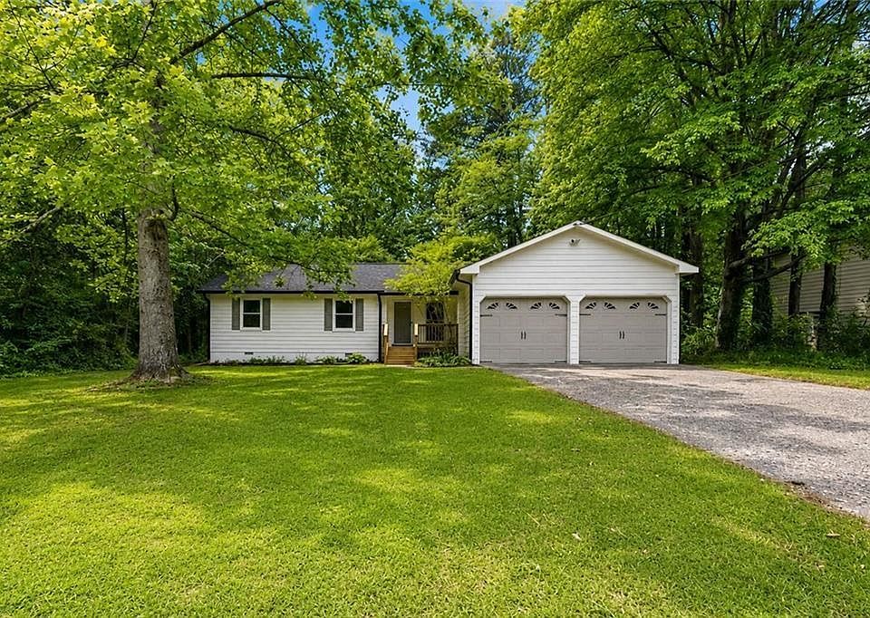 1st image of 3129 Calumet Pl NW