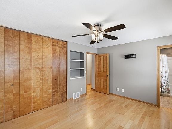 4th image of 7537 Immanuel Avenue Ct S