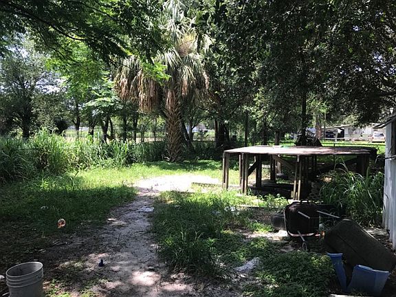 2nd image of 704 Whispering Pines Dr