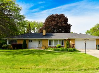 110 Garden Ln, Prospect Heights, IL 60070