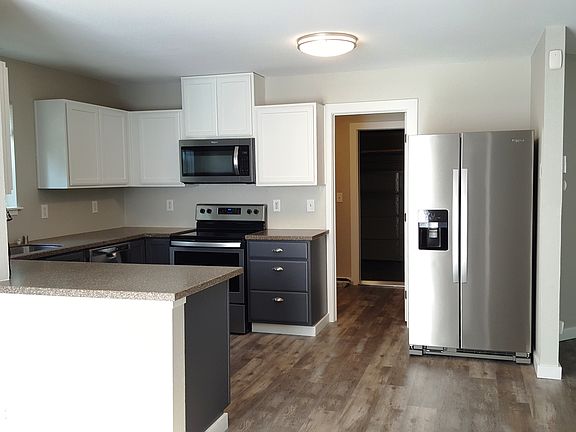 5th image of 17127 85th Avenue Ct E