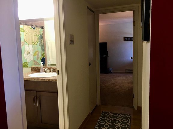 5th image of 425 W Willow Ct APT 226