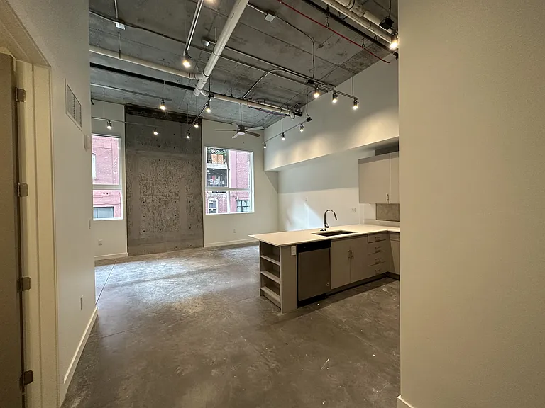 Paperbox Lofts — Photo 128