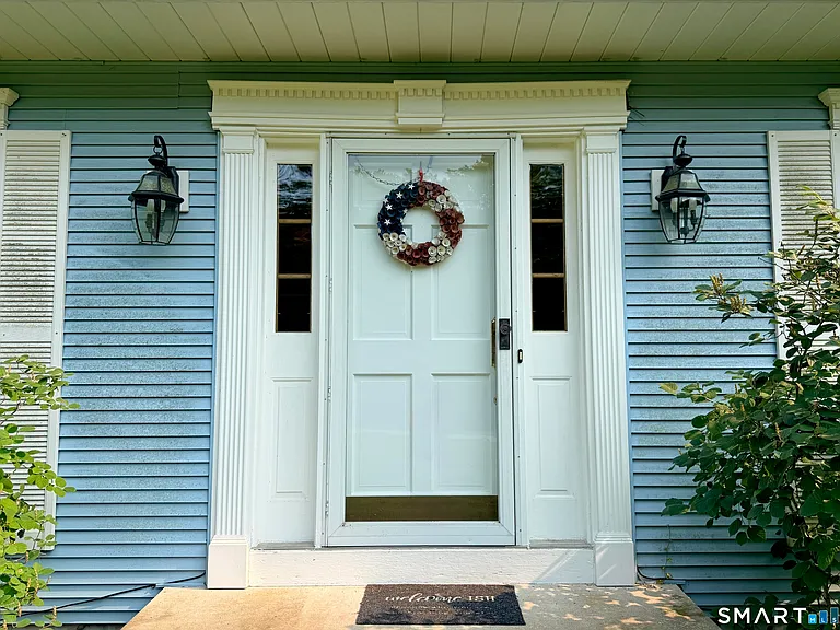 22 Hyde Park Dr — Photo 4