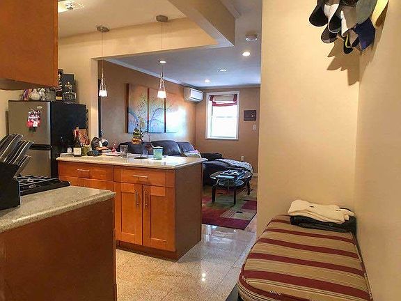 5th image of 28-12 23rd Ave #1F