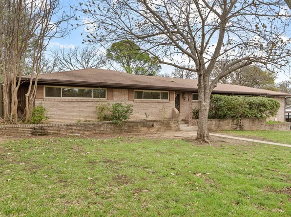 2815 Wilsonwood Dr, Denton, TX 76209