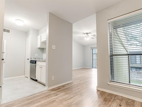 3rd image of 3300 Pebblebrook Dr APT 78