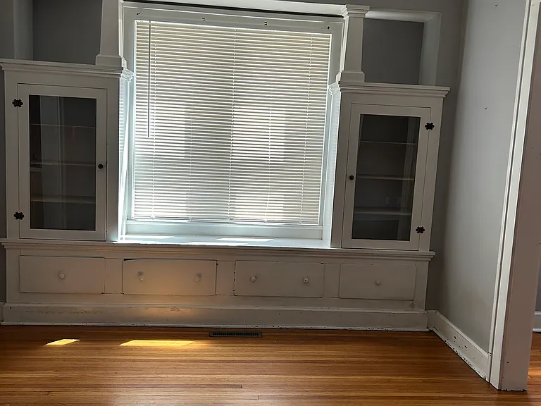 5806 Franklin Blvd — Photo 10