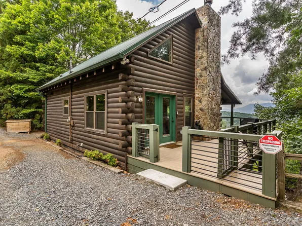 32 Little Amy Creek Trl, Ellijay, GA 30540