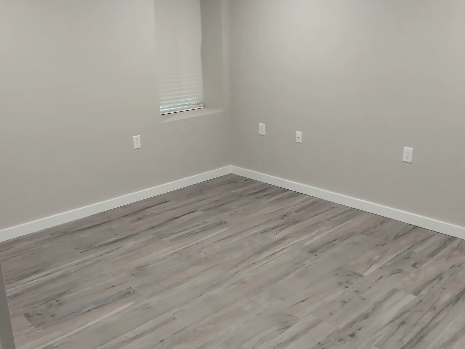 1 bed, 900 sqft, $900 — Photo 3