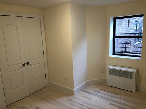 5th image of 1511 Brightwater Ave #3M