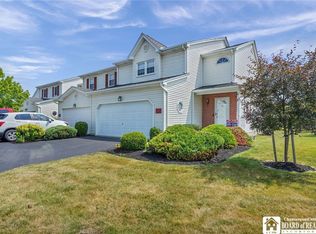 9 Foxwood Row, Depew, NY 14043