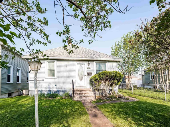 1314 97th Ave W, Duluth, MN 55808