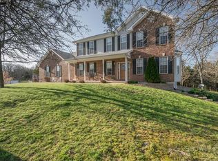 518 Huckelberry Ct, Union, MO 63084