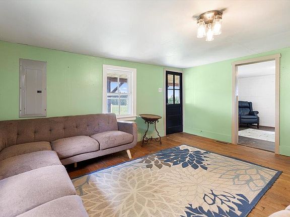 4th image of 4343 Indian Valley Rd NW