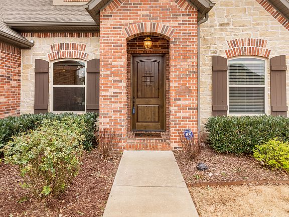 5th image of 4122 Willowbend Dr