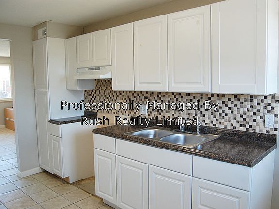 2nd image of 1106 Rosemary St APT 1