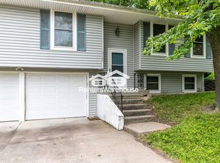 6125 N Baltimore Ave, Kansas City, MO 64118