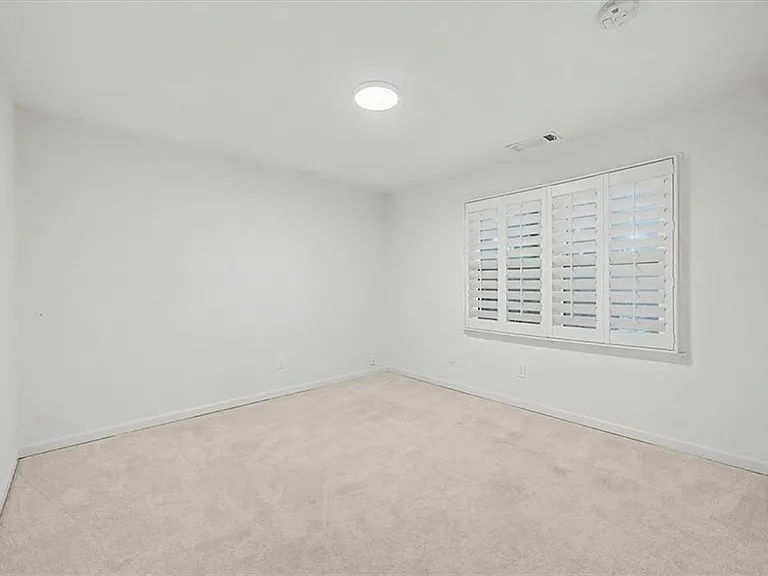 3868 Emerson St — Photo 21