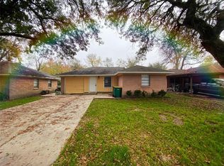 1118 Main St, La Marque, TX 77568