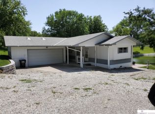 8421 Auburn Ct, Plattsmouth, NE 68048