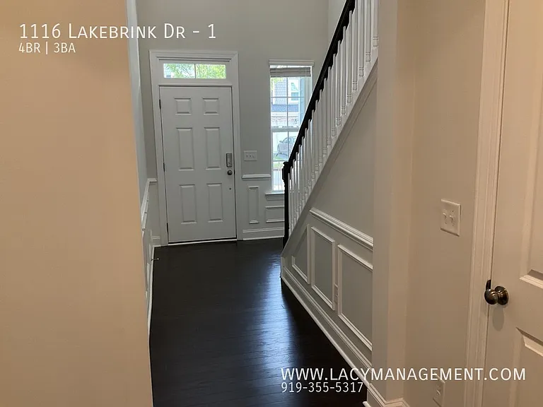 1116 Lakebrink Dr #1 — Photo 2