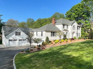 344 Hattertown Rd, Monroe, CT 06468