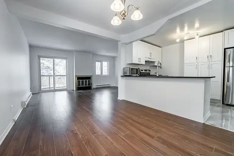 2513 Cleroux Cres #1A — Photo 11