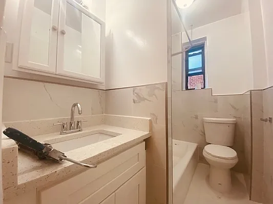 Rented by Silverstein Collection LLC  | media 10
