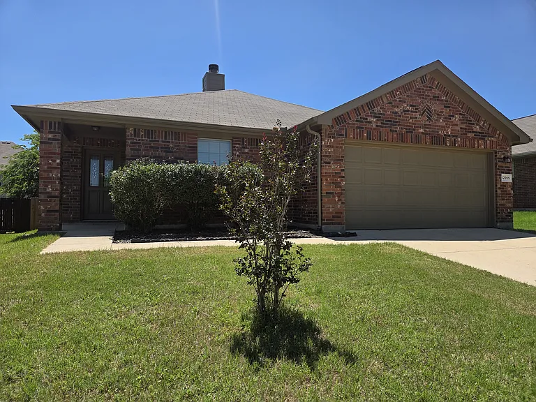 12205 Big Rock Dr — Photo 1